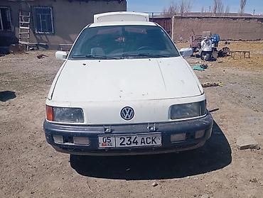 385 55: Volkswagen Passat: 1992 г., Механика, Бензин, Седан — 1