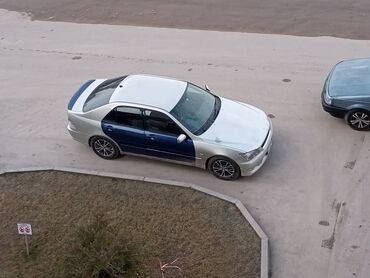 Стекла и комплектующие: Стекло Переднее правое Toyota, 2003 г., Б/у, Оригинал