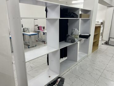 Другие полки и стеллажи: Белый стеллаж с открытыми полками Он идеально подходит для хранения