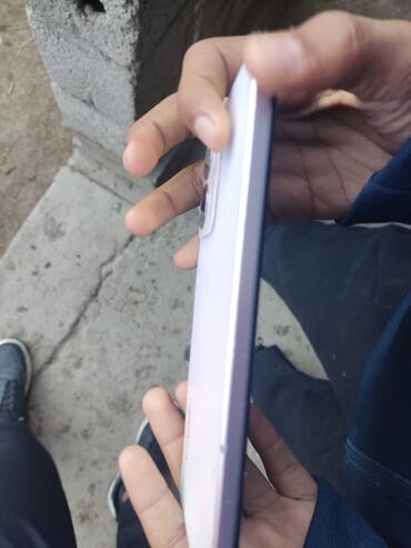 Vivo: Vivo Y77e, Б/у, 128 ГБ, цвет - Фиолетовый