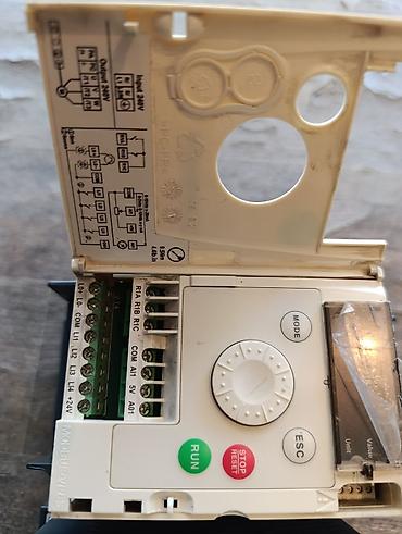 Жыштык өзгөрткүчтөр: Преобразователь частоты Schneider Electric Altivar 12 (ATV12H037M2) В lalafo.kg да — 3 Жыштык өзгөрткүчтөр: Преобразователь частоты Schneider Electric Altivar 12 (ATV12H037M2) В — 3