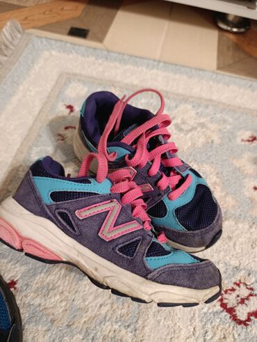 кроссовки 44 размер: Бренд: New Balance * Тип обуви: Кроссовки * Возрастная группа: Детская