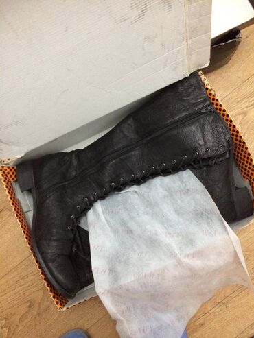 Другая женская обувь: ! Много отличной женской обуви! 41-42 размер -черные замшевые — 5