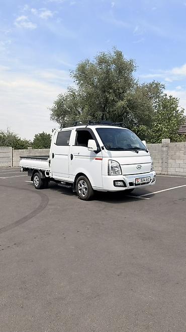 sprinter 2 2: Легкий грузовик, Hyundai, Дубль, Б/у — 1