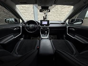 Toyota: Toyota RAV4: 2021 г., 2.5 л, Автомат, Гибрид, Кроссовер — 9