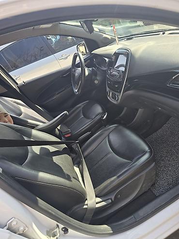 Chevrolet: Chevrolet Spark: 2016 г., Автомат, Хэтчбэк — 1