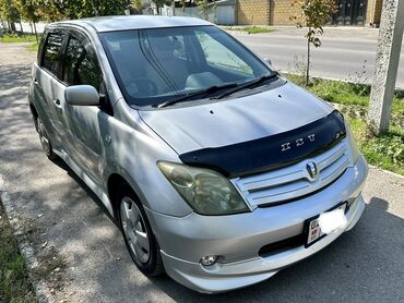 продаю машину требуется ремонт двигателя: Toyota ist: 2004 г., 1.5 л, Автомат, Бензин, Хэтчбэк