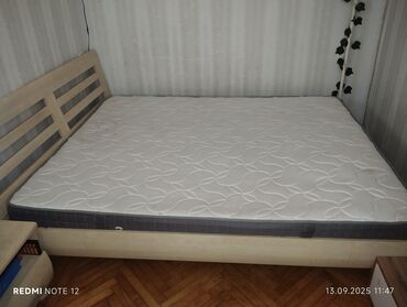 кровать двуспальная с матрасом: İşlənmiş, İkinəfərlik çarpayı, Bazasız, Matras ilə, Siyirməsiz