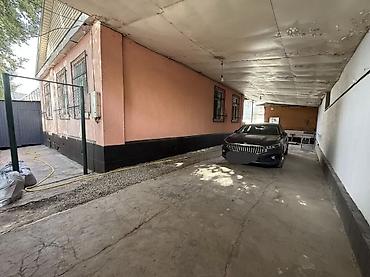 Продажа коттеджей и домов: Продается дом. На первой линии Элебесова (район дордой). Участок — 3