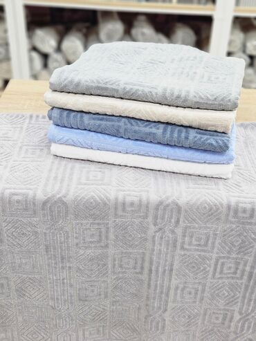 Vazalar: Hamam üçün rəng - Boz Dəsmal