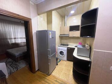 Uzunmüddətli kirayə mənzillər: Xətai rayonu Xətai metrosunun 1 addımlığı məsafəsində yerləşən, 16 — 6