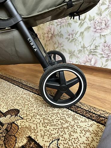 Коляски: Прогулочная коляска Luxmom Libra в оливковом цвете. Стильная и — 5