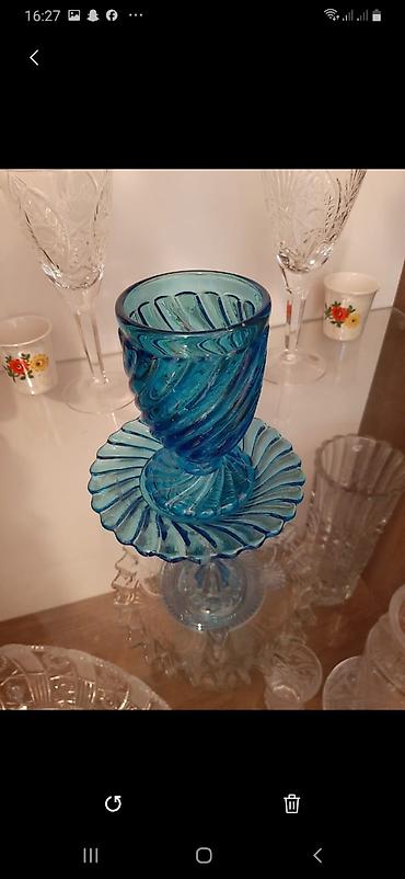 xrustallar: - Qonaq otağı mebel dəsti: 2 ədəd şüşə vitrinli dolab (yan şkaf), 1 — 5