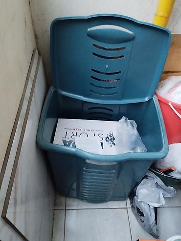 Konteynerlər: Plastik saxlama/qutu – qapaqlı

- — 2