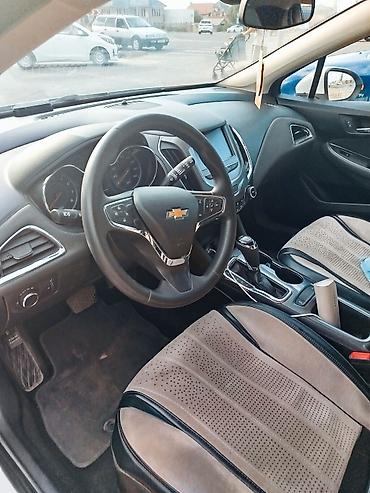 spark 2017: Chevrolet Cruze: 2018 г., 1.4 л, Вариатор, Бензин, Седан — 5