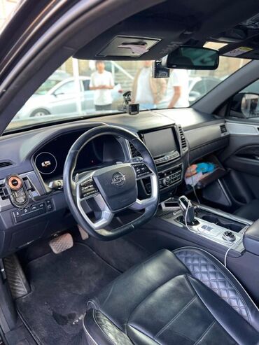 срочно продаю в связи с переездом: Ssangyong Rexton: 2021 г., 2.2 л, Автомат, Дизель, Внедорожник