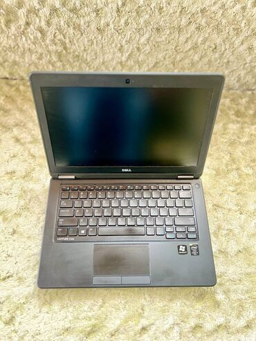 ekran kartı notebook: Dell Latitude E7250 balaca 12.5 ekran ile noutbuku normal kosmetik