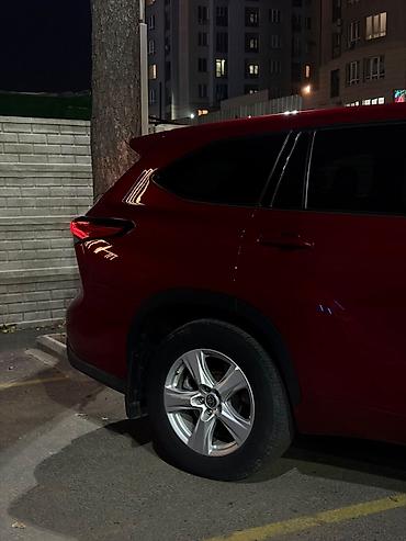 Toyota: Toyota Highlander: 2020 г., 3.5 л, Автомат, Бензин, Кроссовер — 5