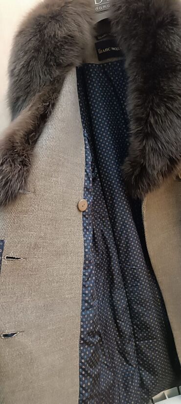 Paltolar: Payto kaşmir natural mexli. Boz rengli. Qalın astarlı 350 manata — 5