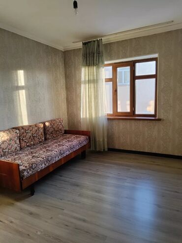аламединском рынке: 2 комнаты, Агентство недвижимости, Без подселения, С мебелью частично