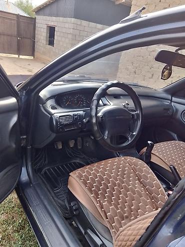 Mazda: Mazda 626: 1995 г., 0.2 л, Механика, Бензин, Хэтчбэк — 5