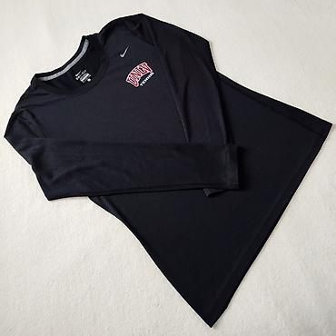 h and m bluze: Crna Nike Dri-FIT majica – UNLV Tennis - Brend: Nike Dri-FIT - Model — 3