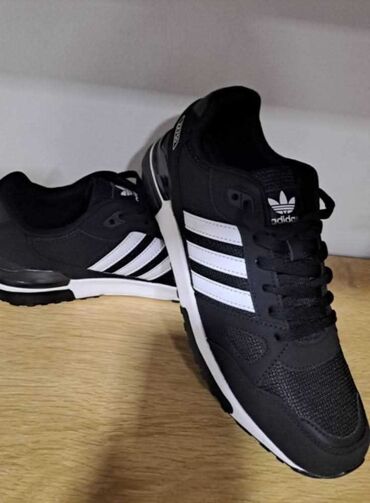 adidas varial st: Trainers, Adidas, size - 46