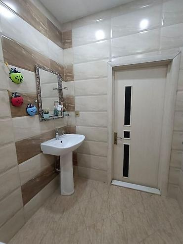 Mənzillər: Qaraçuxur qəs., 2 otaqlı, Yeni tikili, m. Neftçilər, 53 kv. m — 10