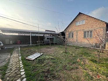 Продажа коттеджей и домов: Адрес: Ж/М Ак-ордо 3 ул.Таш-рабат Сотых: 4 Кв.метр: 10*10 Документ  — 1