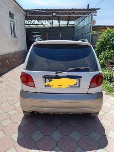 Daewoo: Daewoo Matiz: 2004 г., 1 л, Вариатор, Бензин, Хэтчбэк at lalafo.kg Daewoo: Daewoo Matiz: 2004 г., 1 л, Вариатор, Бензин, Хэтчбэк