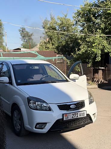 Kia: Kia Rio: 2010 г., 1.6 л, Автомат, Бензин, Седан — 7