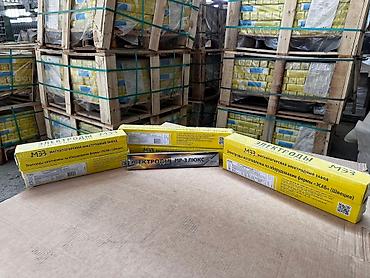 Электроды: Электроды сварочные: •УОНИ 13/55 •УОНИ 13/45 •МР-3 Люкс •Арсенал •ESAB — 7