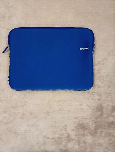 чехл: Чехлы/сумки для планшетов и iPad, б/у, недорого. - Incase, синий — 2