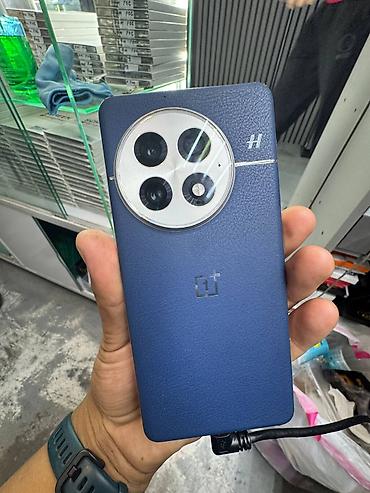 ophone 17: OnePlus 13, Б/у, 512 ГБ, цвет - Синий, 2 SIM — 1