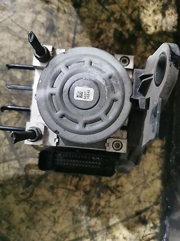 senzori linx: ABS PUMPA. A4 B9. 15-18. 5Q0907379L | ABS pumpa — 4