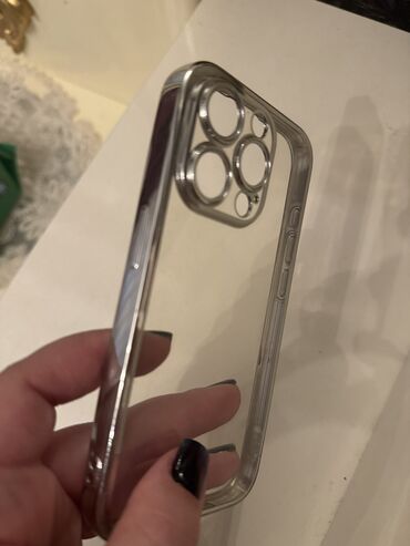 Kabrolar: 4 ü birlikdə 15 manat yeni kabrolardı. İp 15 pro — 3