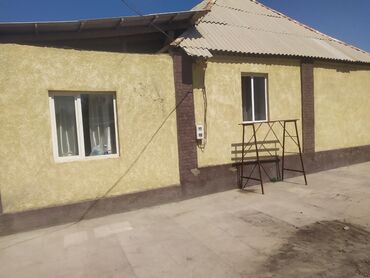 срочно продается дом киркомстром: Үй, 119 кв. м, 5 бөлмө, Менчик ээси, Эски ремонт
