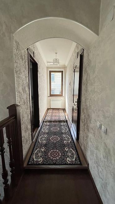 Долгосрочная аренда домов: 220 м², 6 комнат — 18