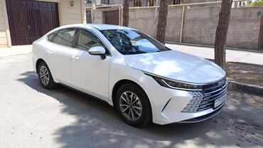 Çəngəllər: BYD Destroyer 05: 1.5 l | Sedan