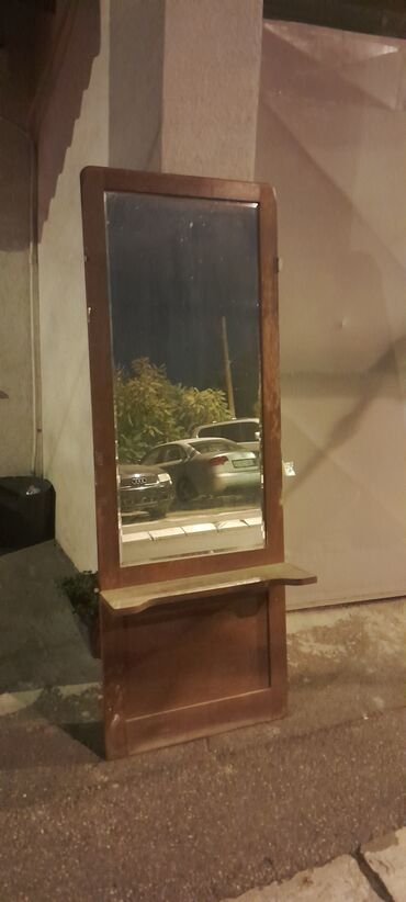 Stilske komode: Drvene noćne ormariće – starinski model - Materijal: puno drvo (hrast — 12