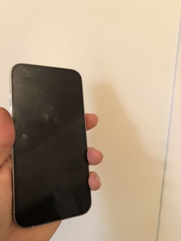 Apple iPhone: IPhone 13 Pro, 256 GB, Ağ, Simsiz şarj, Face ID — 10