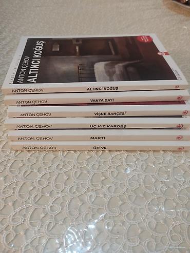 klasik gitara: Dostoyevski Stefan Zweig, Anton Çehov-un kitabları- Kitabların hər — 3