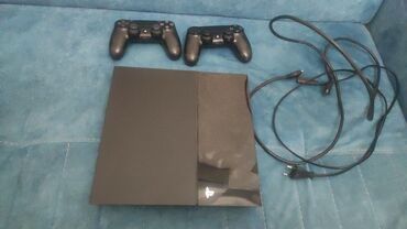 Mətbəx texnikası: Sony PlayStation 4 (PS4) oyun konsolu Komplekt: - PS4 əsas blok (qara
