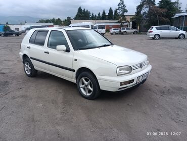 Volkswagen: Volkswagen Golf: 1993 г., 1.8 л, Механика, Бензин, Хэтчбэк