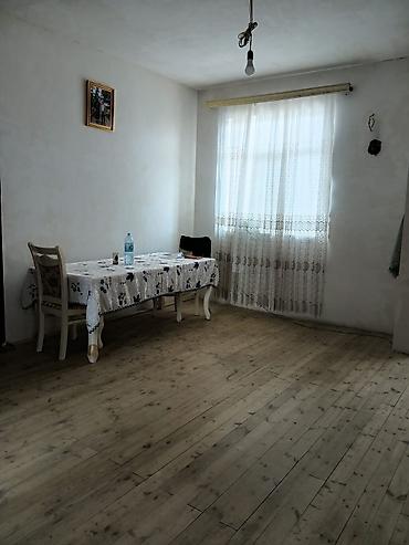1 комнатная студия: Hovlulu şəxsi ev - Tikinti: daş divarlı, birmərtəbəli fərdi yaşayış — 1