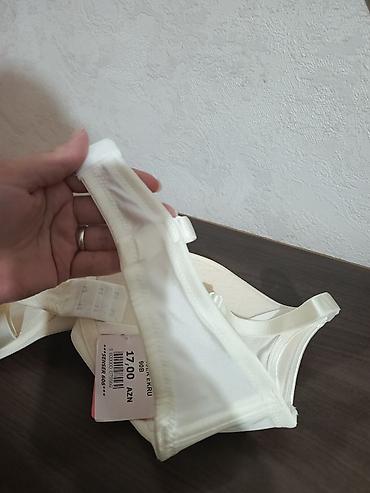 alt paltarları: Byusqalter süd verən analar üçün. Yeni qalıb etiketi üzərindədi — 7