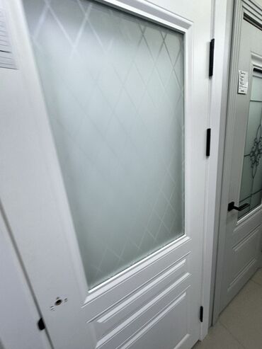 Doors with glass: Межкомнатные двери со стеклом
