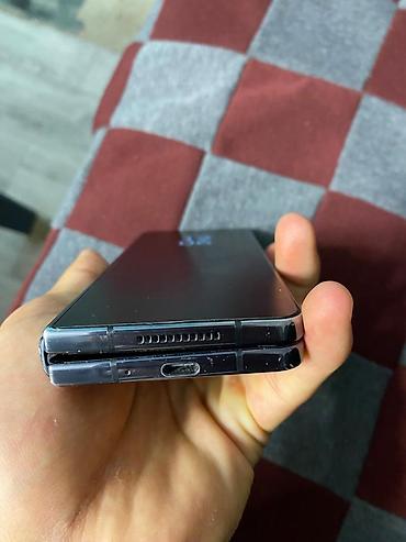 Samsung: Samsung Galaxy Fold 4 — 10