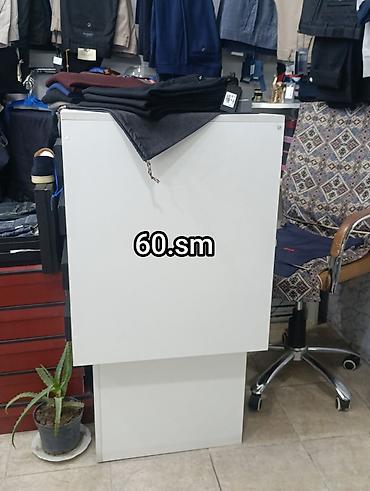 kassa qutusu: Künc masa, Laminat — 5