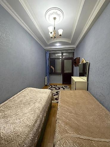 Mənzillər: 3 otaqlı, Yeni tikili, 108 kv. m — 5